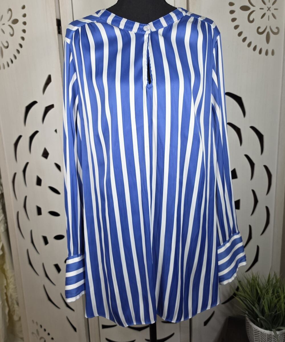 Lane Bryant Women's Blue And White Stripe Long Sleeve Blouse Size 22/24